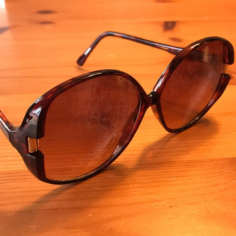 Riviera Vintage Sunglasses‎